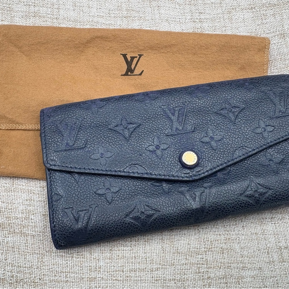 LV Sarah Wallet – Navy Empreinte Classic - Picture 3 of 11